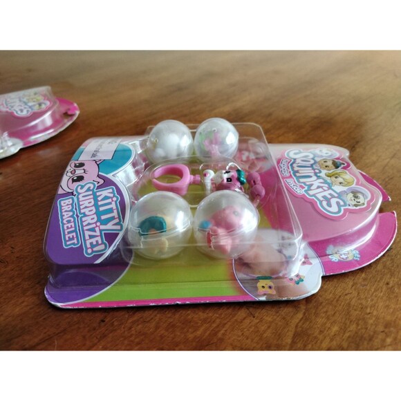 New Squinkies Kitty & Birthday Surprise Surpize Bracelet Ring Links 2010 Lot - Picture 9 of 14